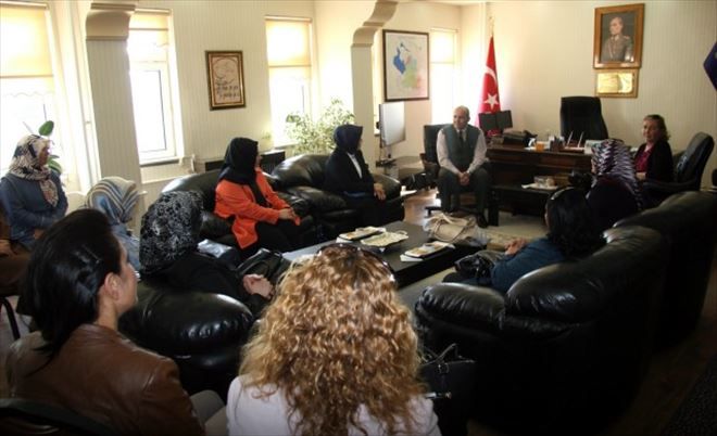 Aksaray Kadın Platformu şehit ailesini ziyaret etti