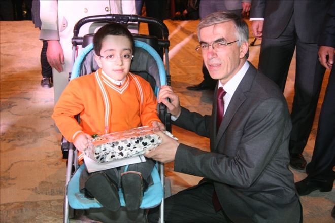 Vali Şeref Ataklı´nın 3 Aralık Dünya Engelliler Günü Mesajı