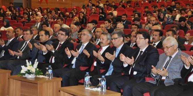 Üstad Necip Fazıl Aksaray'da Anıldı