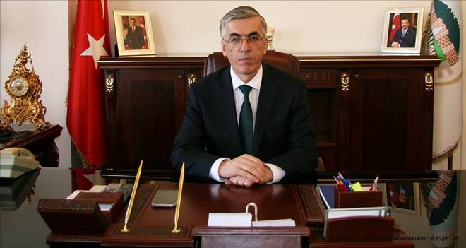 Vali Ataklı Eczacılık gününü kutladı