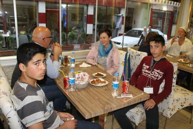 YABANCI ÖĞRENCİLER SOFRA`DA