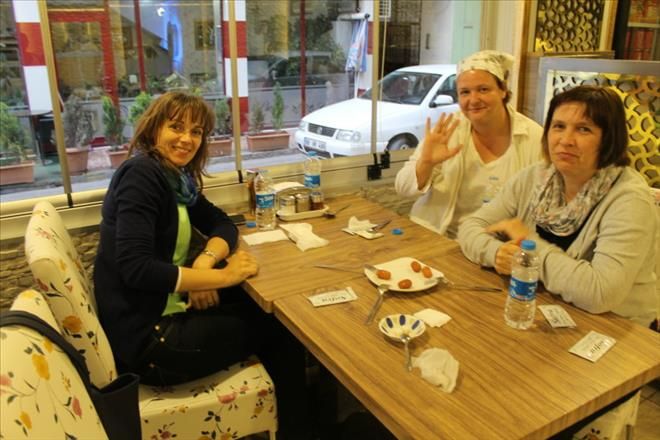 YABANCI ÖĞRENCİLER SOFRA`DA