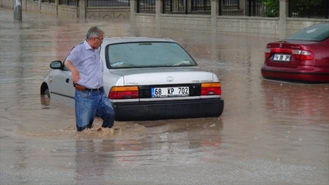 Aksaray'ı Sel Vurdu