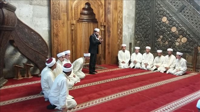 12 Hafıza Çeşitli Hediyeler ve Ödüller Verildi