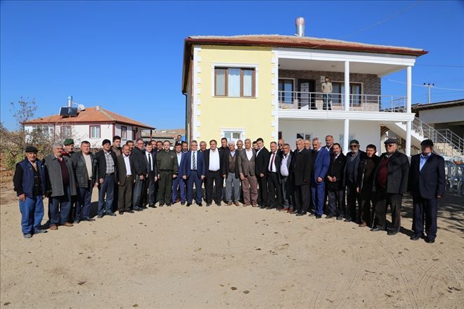 Vali Aykut Pekmez : ?Bizim kapımız sizler için sonuna kadar açık?