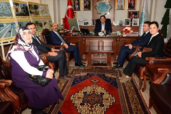 Öğretmenlerden Anlamlı Ziyaret