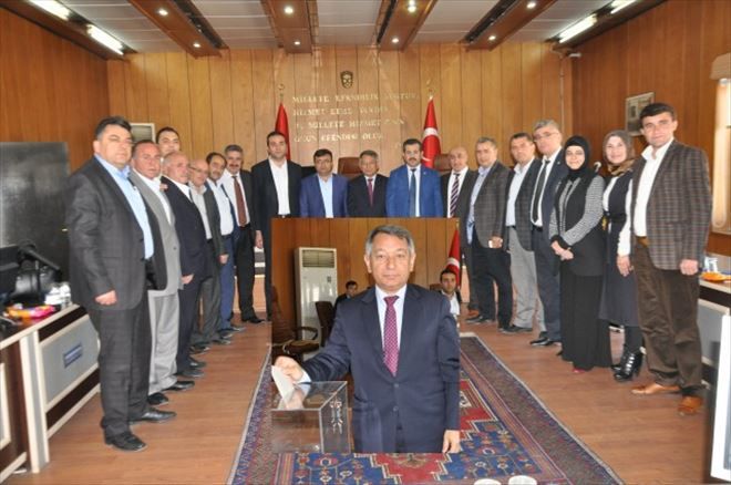 Muammer Tüzün Yeniden İl Genel Meclisi Başkanı