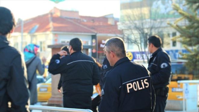 11 İş Yerini Soyan Hırsız Kadın Yakalandı