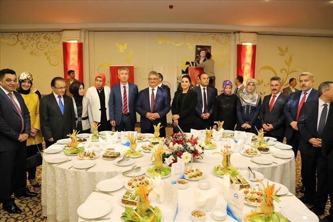 Cumhuriyet Resepsiyonu Renkli Görüntülere Sahne Oldu