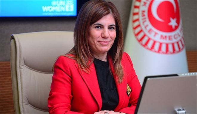 İlknur İnceöz Yeniden Gurup Başkan Vekili Oldu