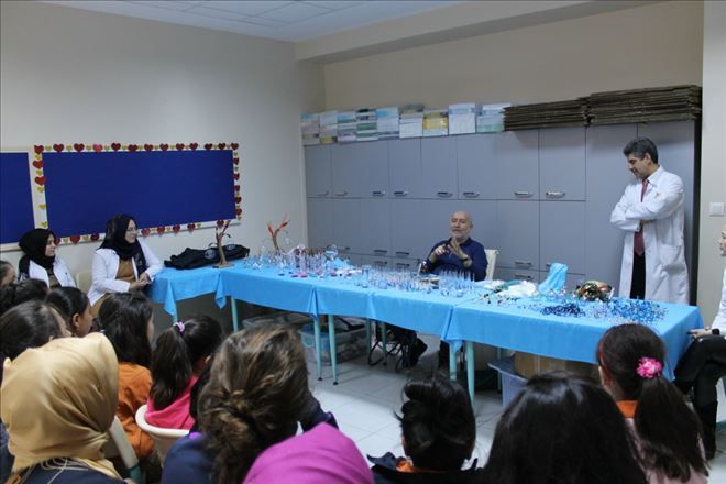 Ünlü Cam Sanatı Ustası Harun Veysel Gümüş Lale Kolejinde