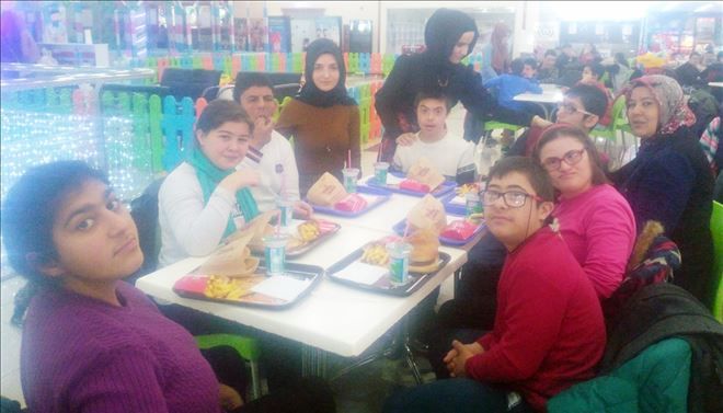 Aksaray Ticaret ve Sanayi Odasında, Özel Çocuklara, Özel ilgi