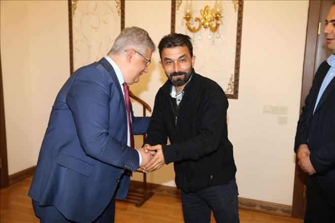 Aksaray İnternet Gazeteciler Cemiyeti Vali Pekmezi Ziyaret Etti