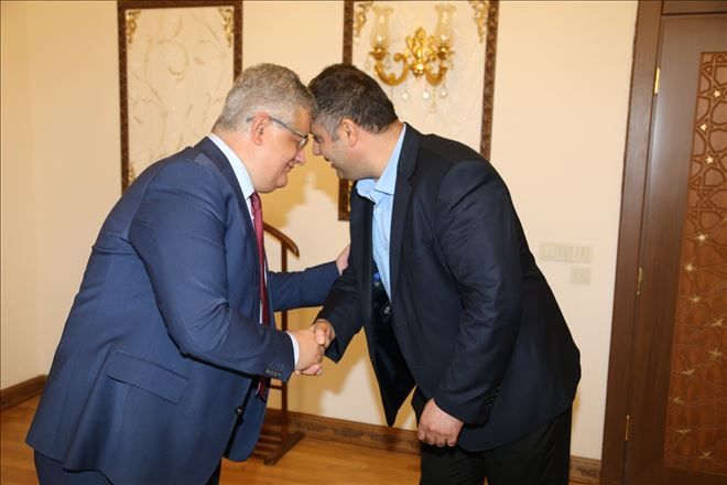 Aksaray İnternet Gazeteciler Cemiyeti Vali Pekmezi Ziyaret Etti