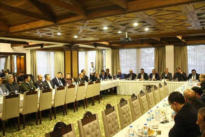 Ak Parti Aksaray İl Başkanı Abdulkadir Karatay Sivil Toplum Kuruluşları Başkanlarından ?EVET? sözü aldı.
