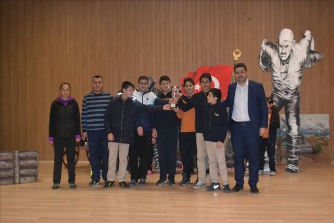 Lale Koleji Ödüle Doymuyor
