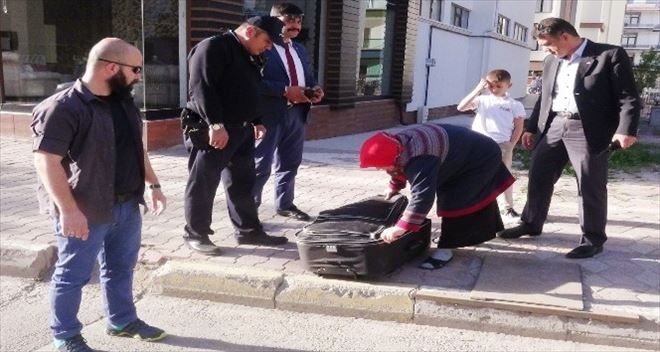 Büyük Bölcek Mahallesinde şüpheli valiz