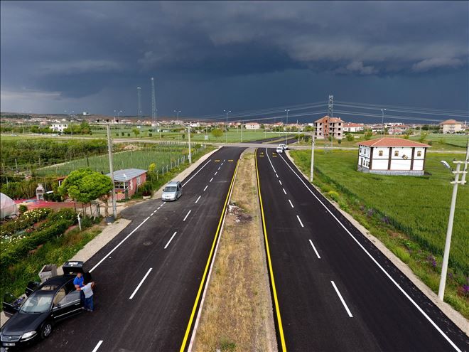 Cumhuriyet Mahallesi´nin Yolları Asfaltlandı