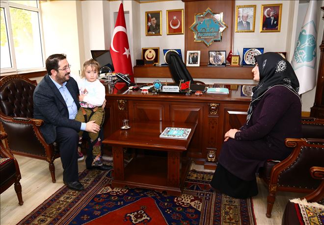 Yazgı, 5 Yaşında Yürümeye Başlayan Ayşegül´ün Sevincine Ortak Oldu