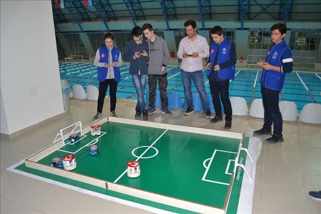 Aksaray´da Futbolcularının "robot" olduğu lig
