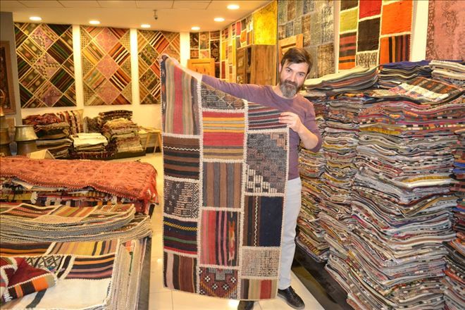 Aksaray´da Köylerden toplayıp dünyaya satıyor