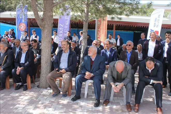 Aksaray´ın En Büyük Geleneksel Hayır Çarşısı Açıldı
