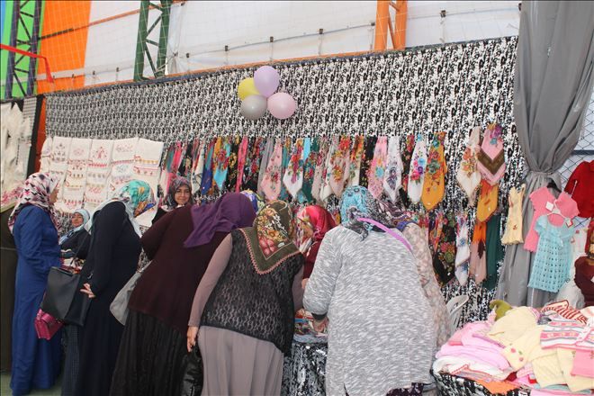 Aksaray´ın En Büyük Geleneksel Hayır Çarşısı Açıldı
