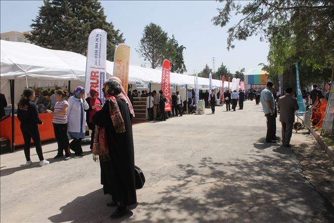 Aksaray´ın En Büyük Geleneksel Hayır Çarşısı Açıldı