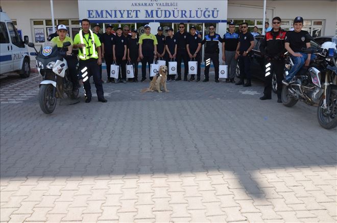 Aksaray´da Özel Öğrenciler Emniyet Müdürü´nü Ziyaret Etti
