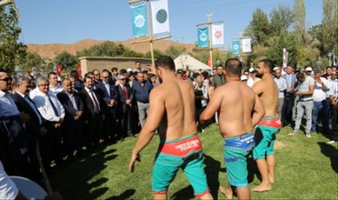 Geçmişten Günümüze Ne Varsa Bu Festivalde