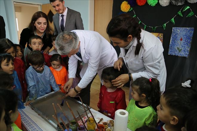 Çocuklar Ebru Sanatıyla Tanıştı