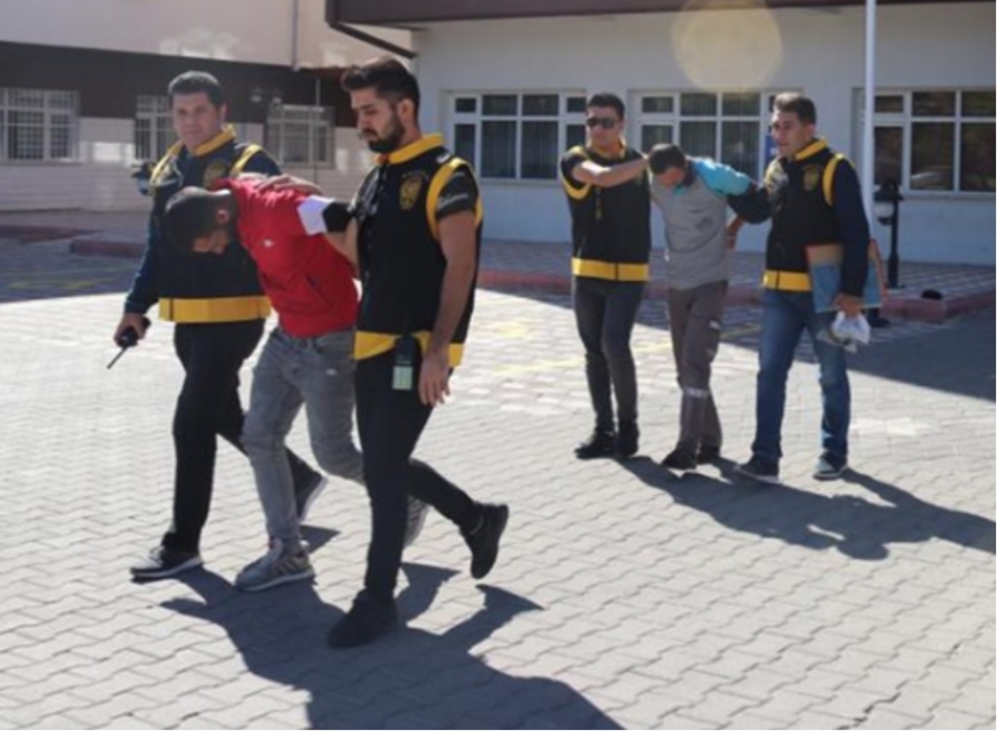 Aksaray Polisi Hırsızlık Zanlılarını Yakaladı
