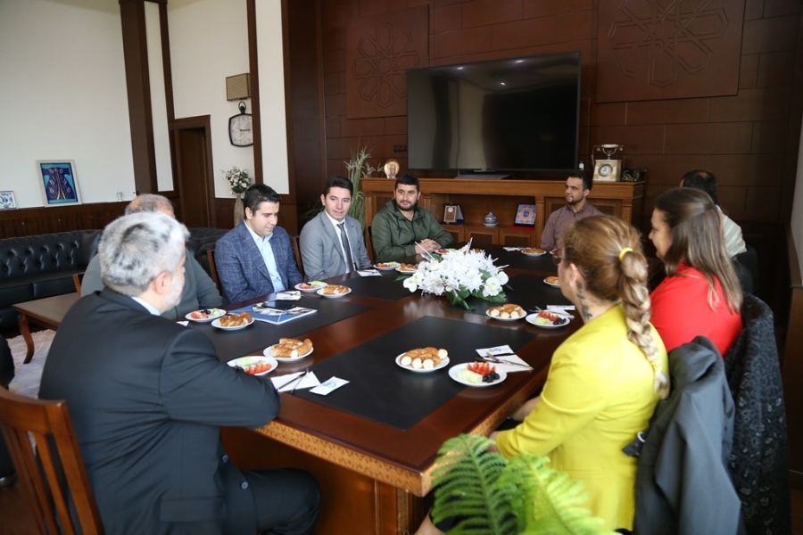 ASÜ Ailesinin Her Ferdi Bizim İçin Çok Kıymetli