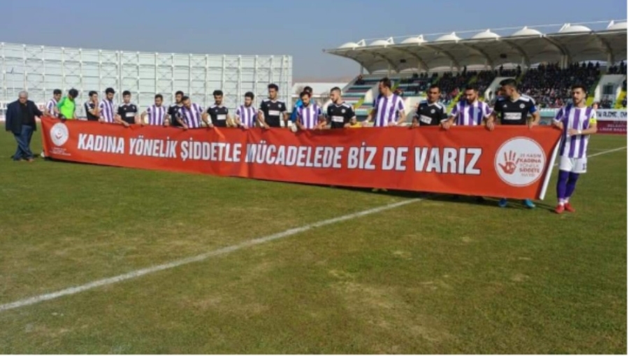 Aksarayspor Trabzon Yomraspor'u 3-2 Yendi