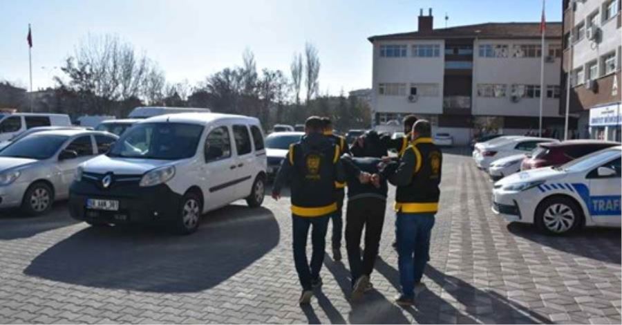 Aksaray'da Silahlı Salıdırı Yapan Zanlılar Tutuklandı