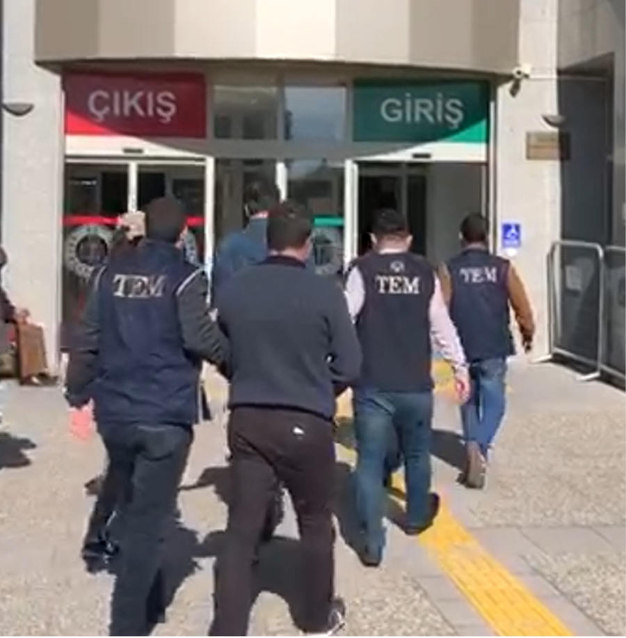 Haklarında Yakalama Kararı Olan İki Kişi Yakalandı