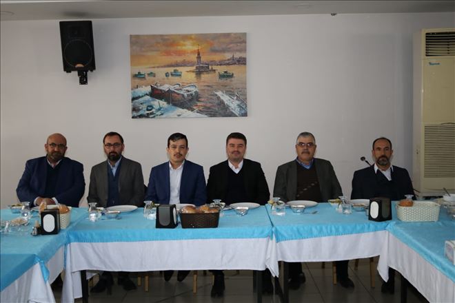 Belediye Başkan Adayı Dinçer, ?Muhtarlar Baş Tacımız?