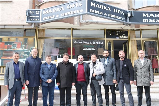 Makamlara Değil, Gönüllere Talibiz