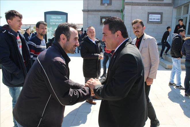 OSB´DE, Sefer Alkan Atağı İşçilerle, Tatlı Yediler Tatlı Konuştular