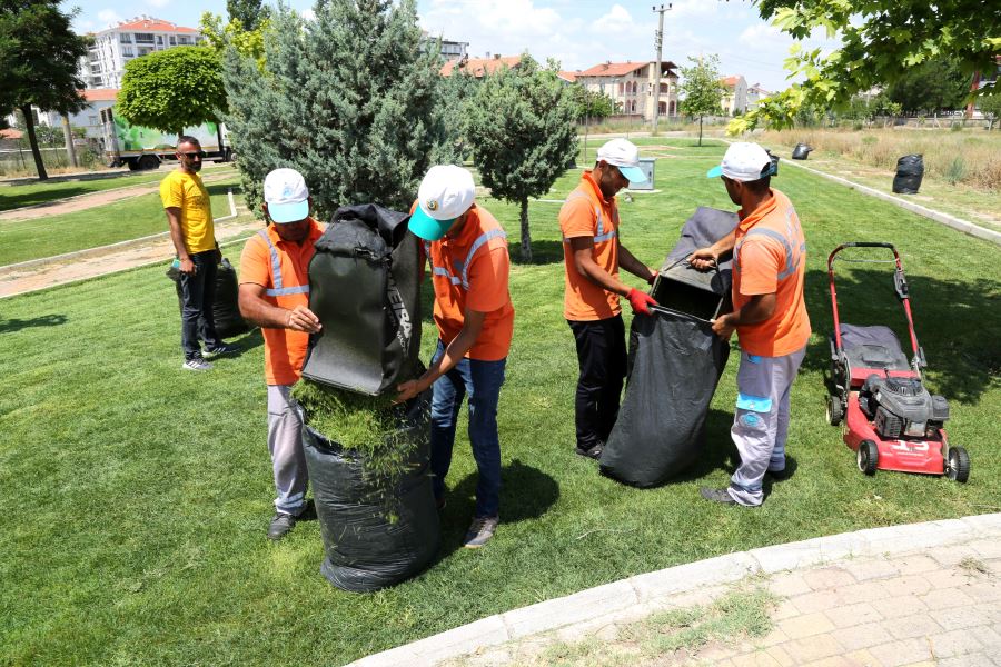 Park ve Dinlenme Alanlarının Bakımı ve Temizliği Yapılıyor