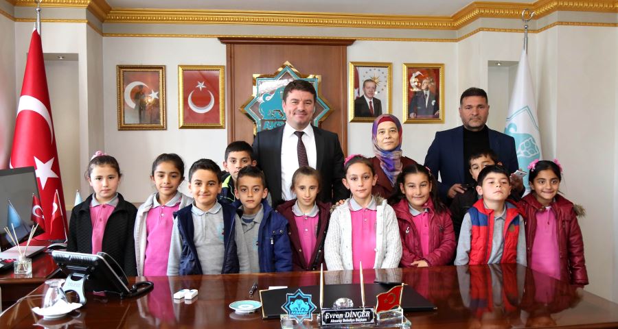 Aksaray’da 83 Bin Öğrenci Bugün Karnelerini Aldı