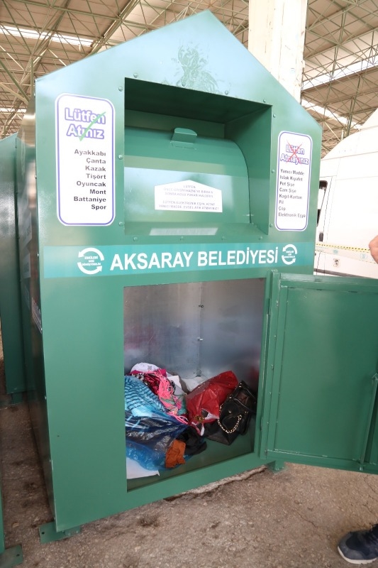 İhtiyaç Sahipleri İçin 52 Noktaya Giysi Kumbarası Yerleştirildi.