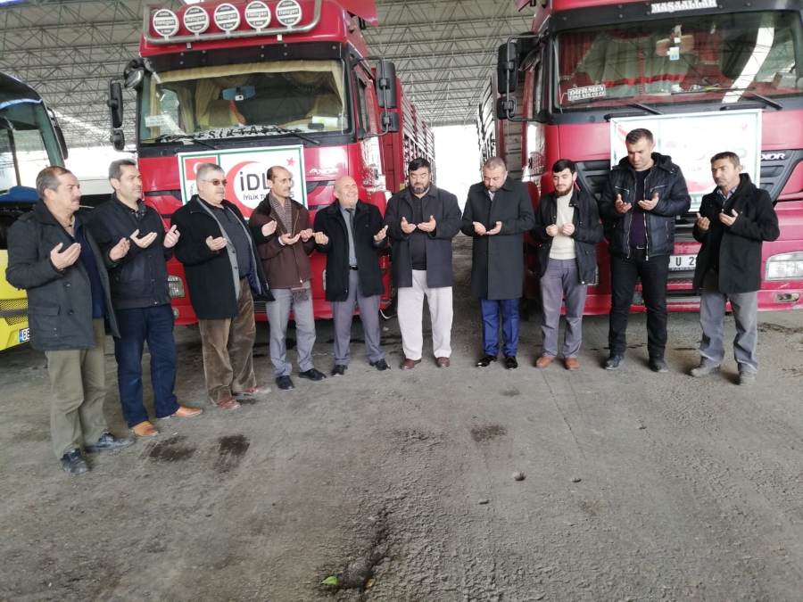 Aksaray İHH Öncülüğünde Aksaray'dan İdlib'e ' TIR >Yardım Daha Gönderildi