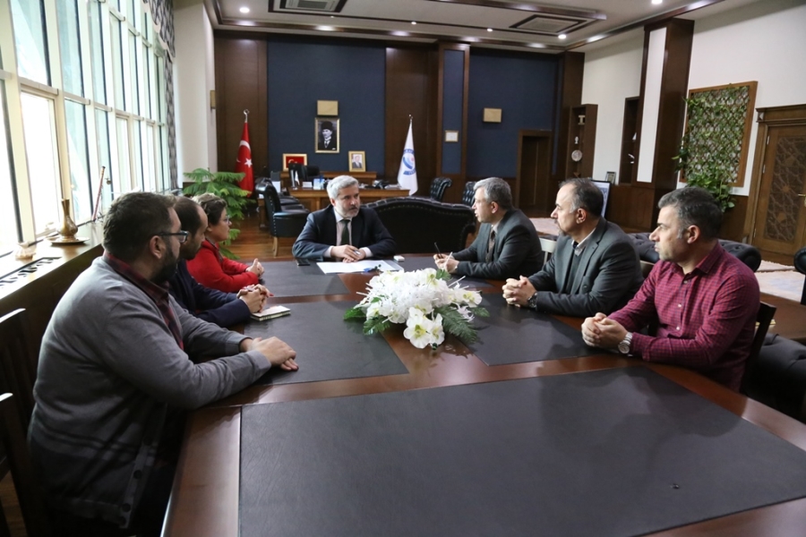 TIP FAKÜLTESİNDEKİ AKADEMİK SÜREÇ İSTİŞARE EDİLDİ