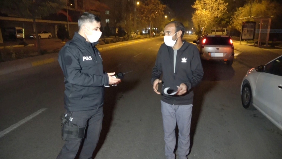 Aksaray Polisinden Duygulandıran Davranış
