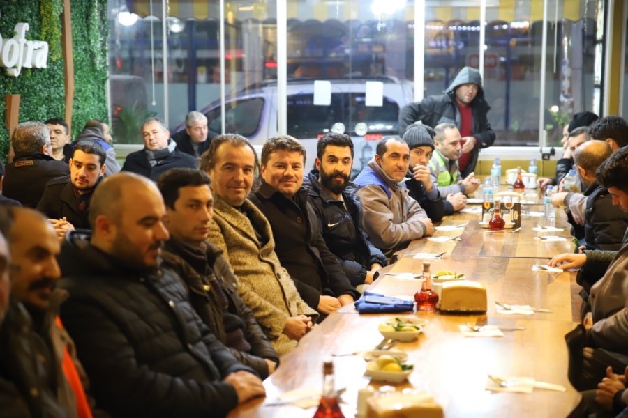 Başkan Dinçer Belediye Kar TİM’leri İle Yemekte Birlikte Oldu