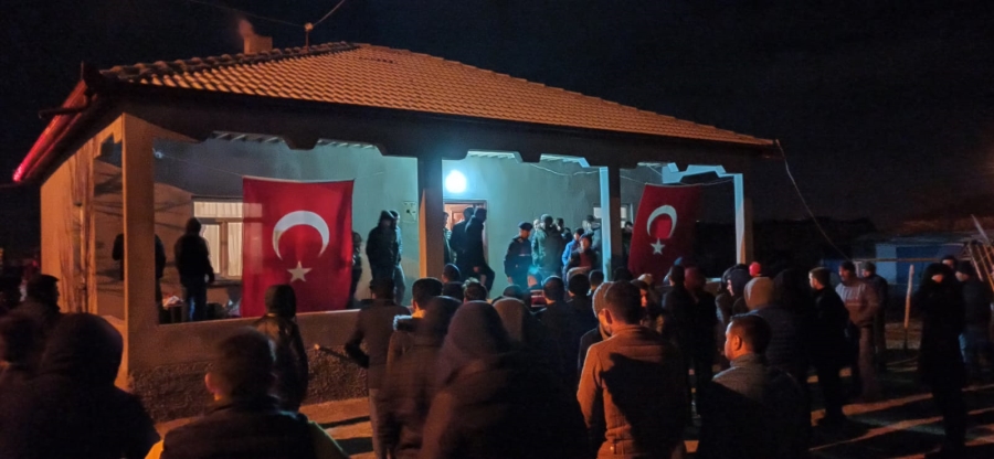 Şehit Ramazan Süslünün Naaşının Aksaray'a Yarın Gelmesi Bekleniyor