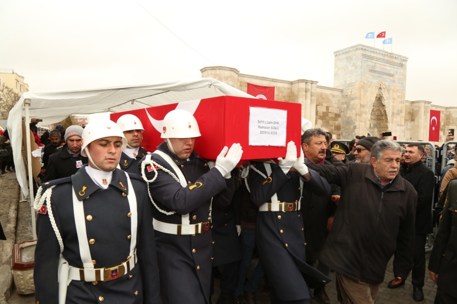 Şehidimiz Ramazan Süslü'yü Göz Yaşları Arasında Son Yolculuğuna Uğurladık