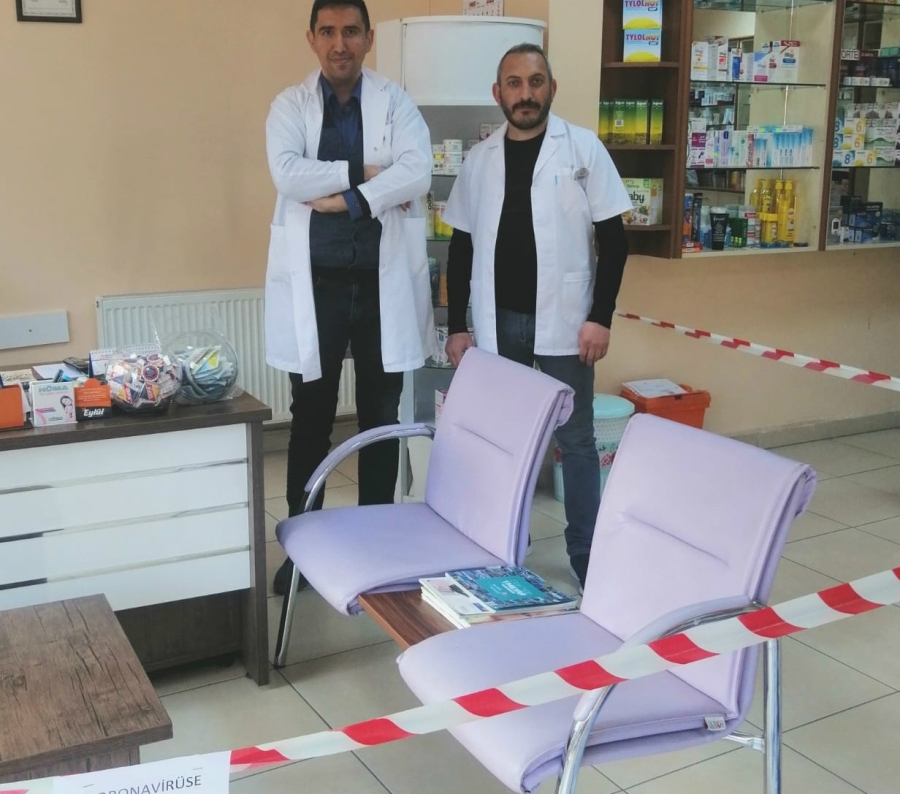 Eczanede kırmızı şeritli korona önlemi
