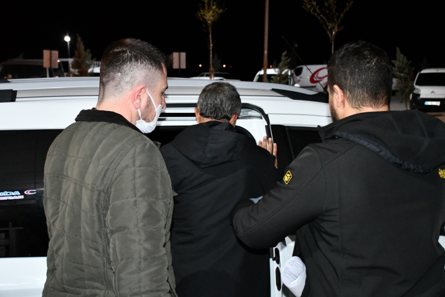 5 bin uyuşturucu hapla yakalandı, “Sicil kaydım yok” dedi